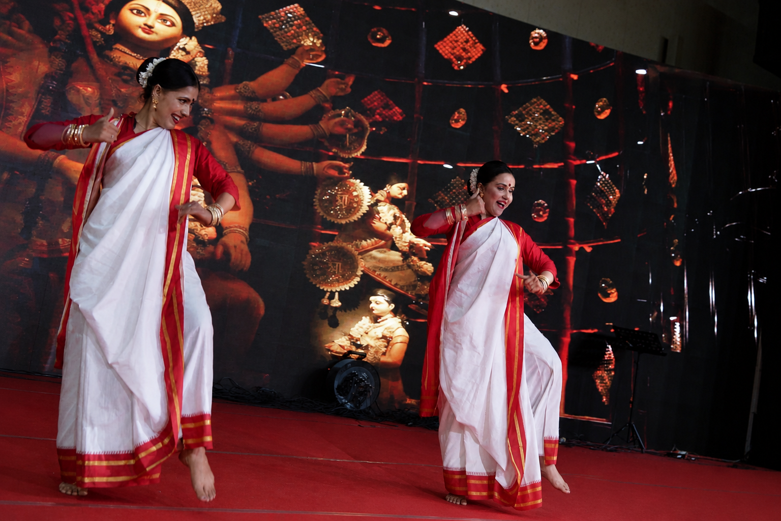 Professional Dance Troupe in Kolkata presentation outline